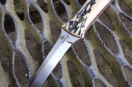 Custom gutting/tripe knife, made in RWL34 and jigged bone